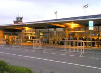 Sinal Menos: Aeroporto de Paris Beauvais