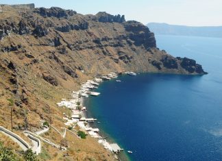 Locais: Thirassia, a Pequena Santorini