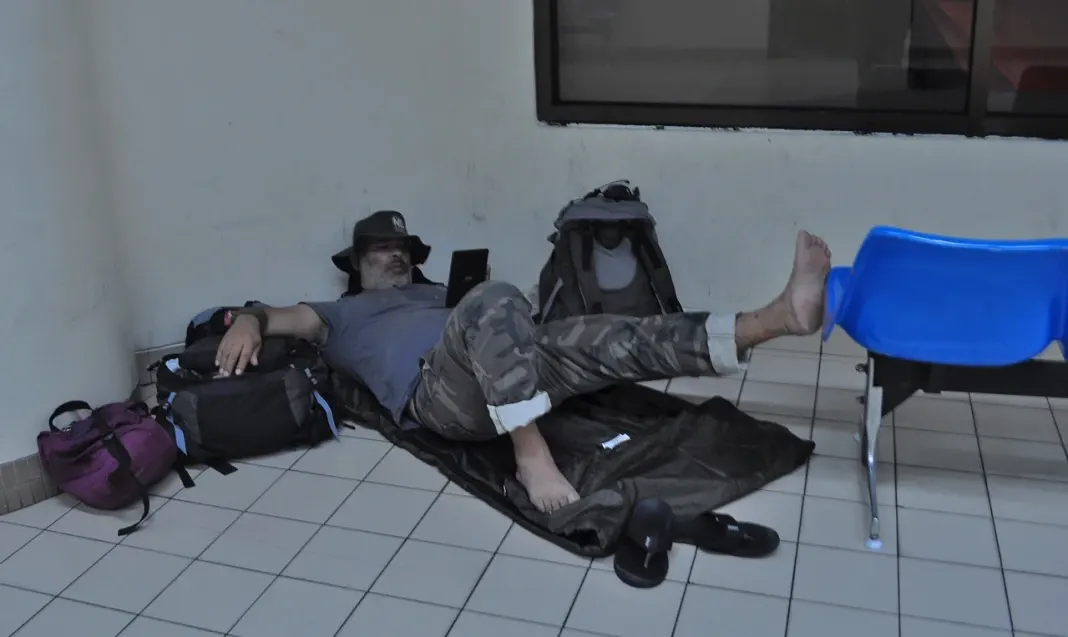 dormir-no-aeroporto