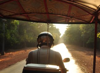 Pessoas: Savuth, o condutor de tuk-tuk