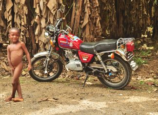 Fotos: Menino de Batepá