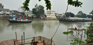 Momentos: Aquele cais em Ayutthaya
