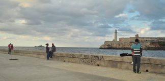Momentos: Um Domingo em Havana