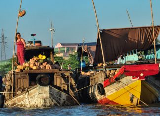 Locais: Mercado Flutuante de Can Tho