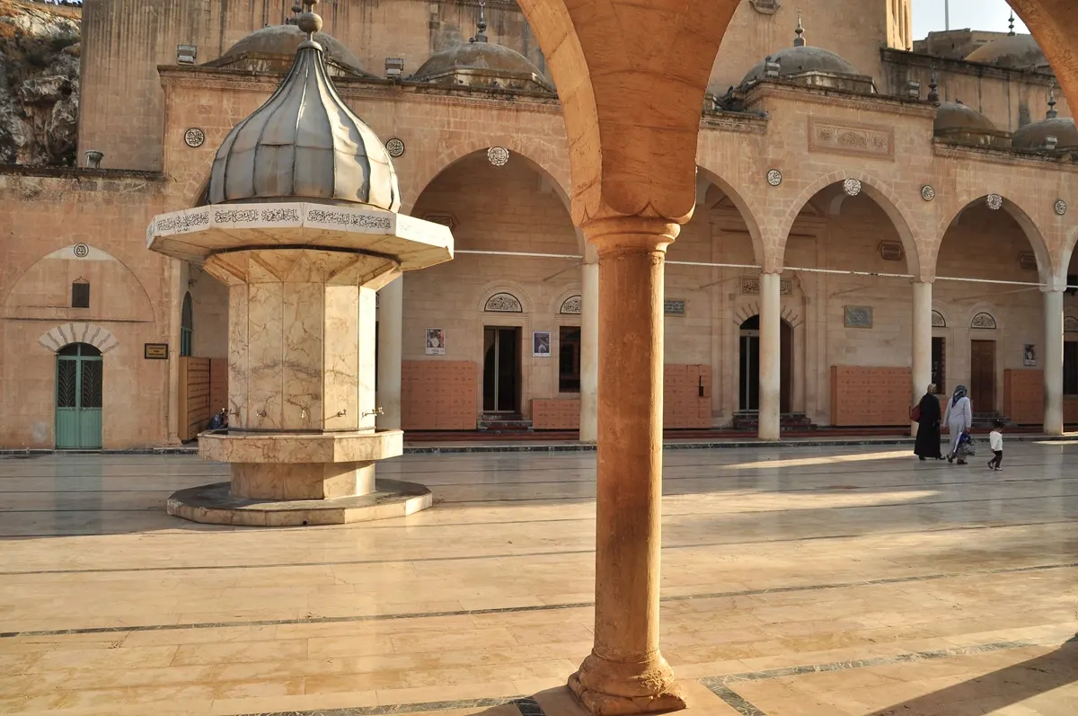 2015-10-19-Urfa-02-19