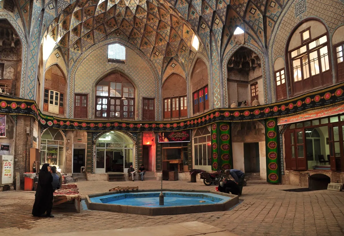 kashan-01-02