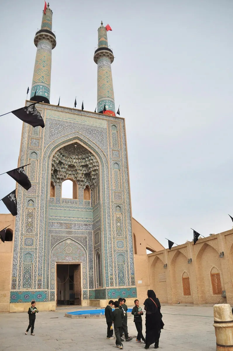 yazd-02-03