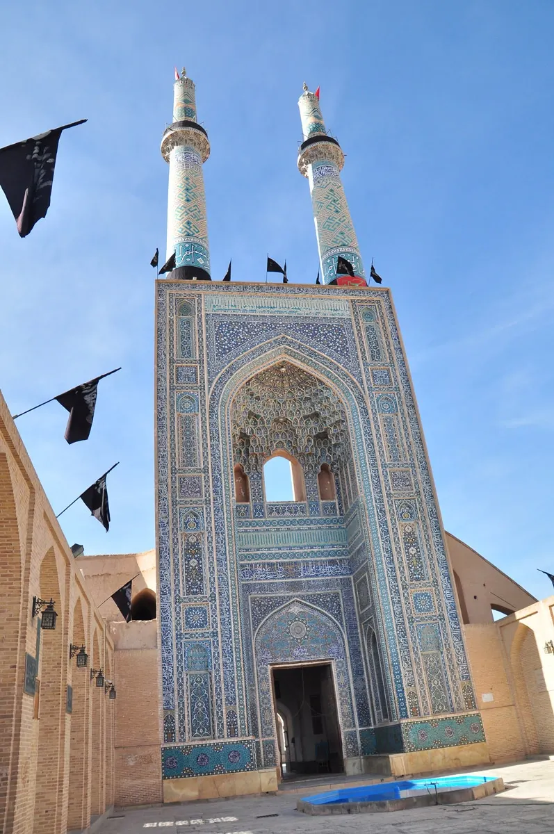 yazd-03