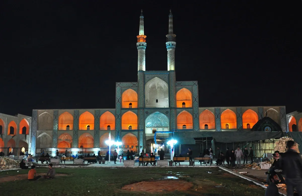 yazd-08