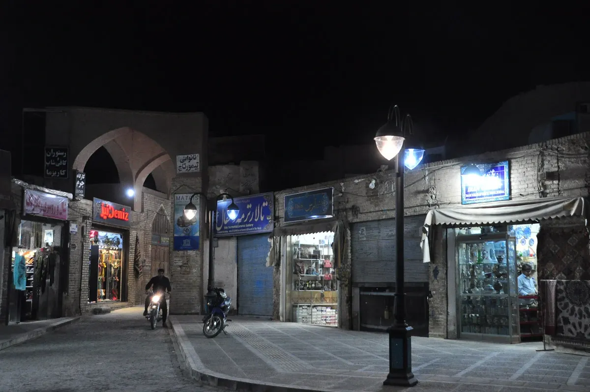 yazd-09