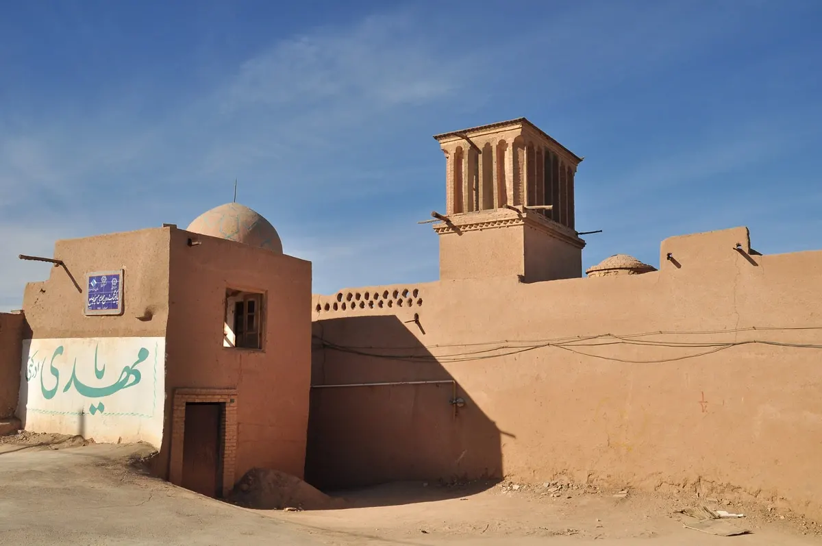 yazd-11