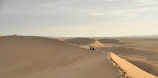 Momentos: No Deserto Iraniano