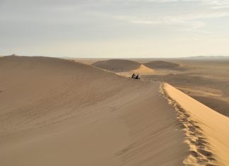 Momentos: No Deserto Iraniano