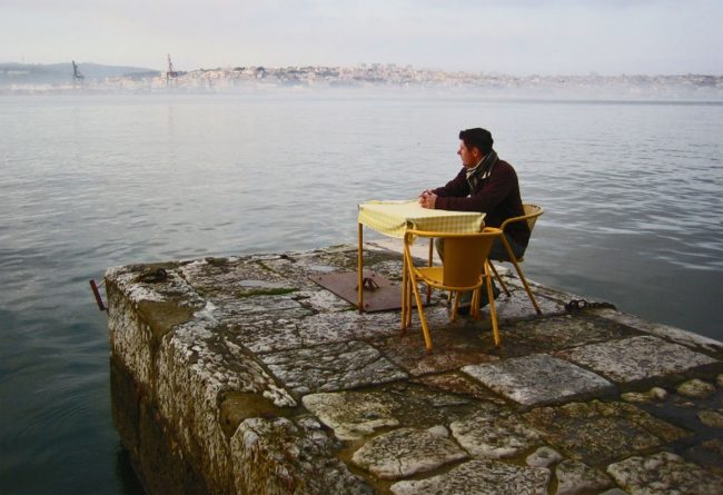 Mark, o meu primeiro anfitrião, em Fevereiro de 2006 na Irlanda. Desde então já me veio visitar duas vezes. Na foto, na margem sul do Tejo.