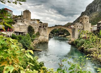 Cruzamundos é Tour Leader da The Wanderlust – Venha connosco! Ponte de Mostar