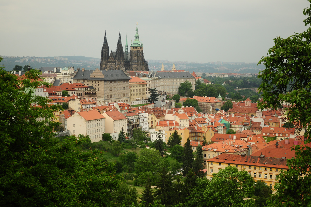 Vista de Petrin para o Castelo de Praga