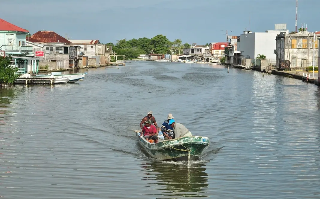 dia43-belize-01
