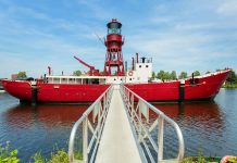 Hotéis Marados (10): O Farol Flutuante