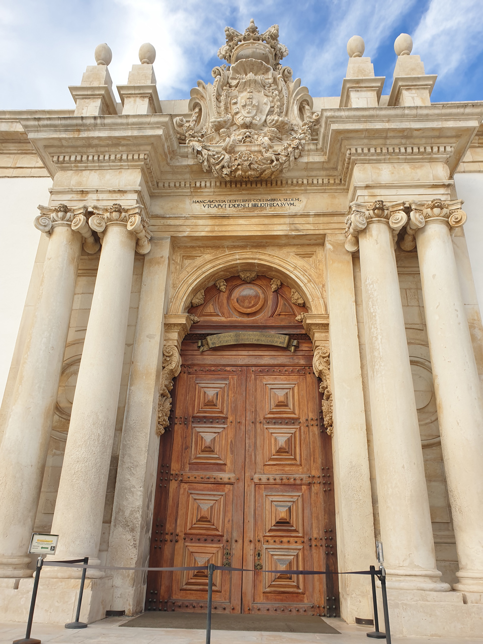 coimbra-09-biblioteca-joanina