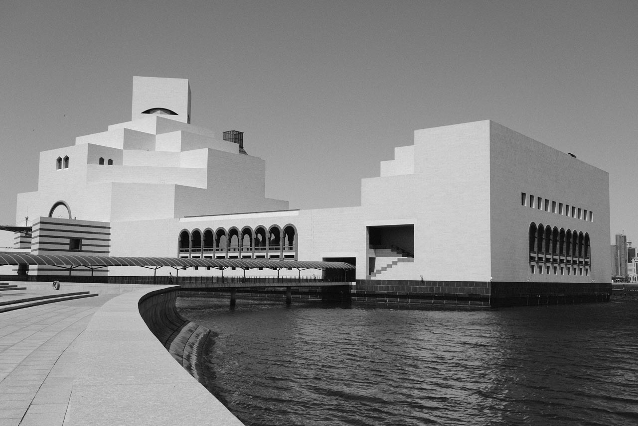 qatar-bw-20