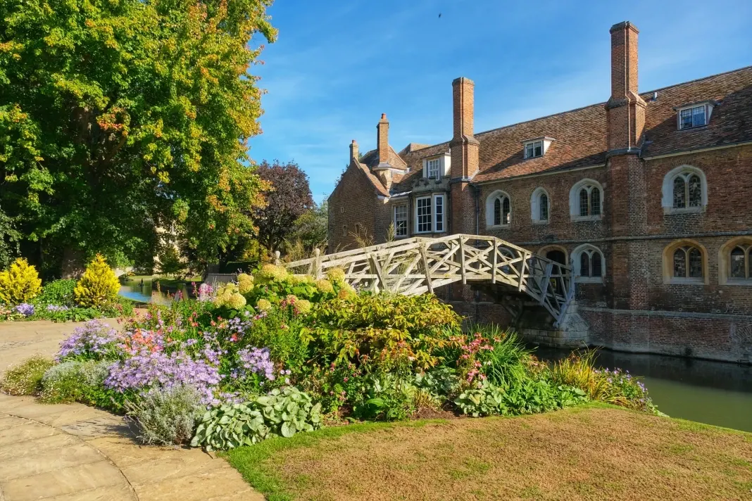 dia03-cambridge-03