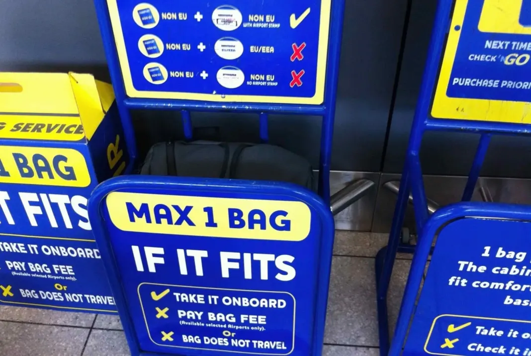 ryanair-luggage