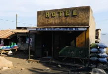África 2025 – Dia 12 – Uganda – Jinja Um hotel de cinco estrelas!